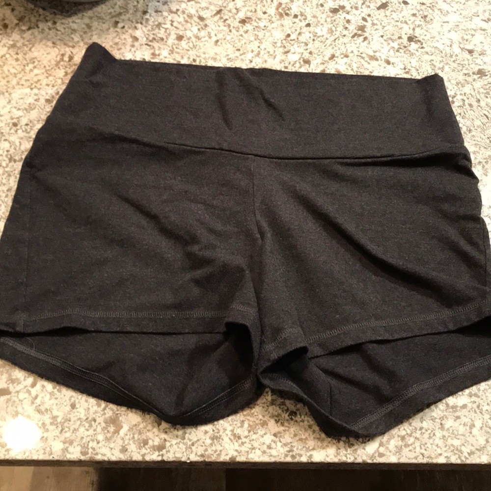 Old Navy Active Maternity Shorts
